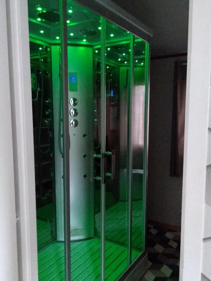 Le Haut Village Chambre D'Hotes Mobi-Loft Cosy Sauna ,Douche ,Chromotherapie Arrest Exteriér fotografie